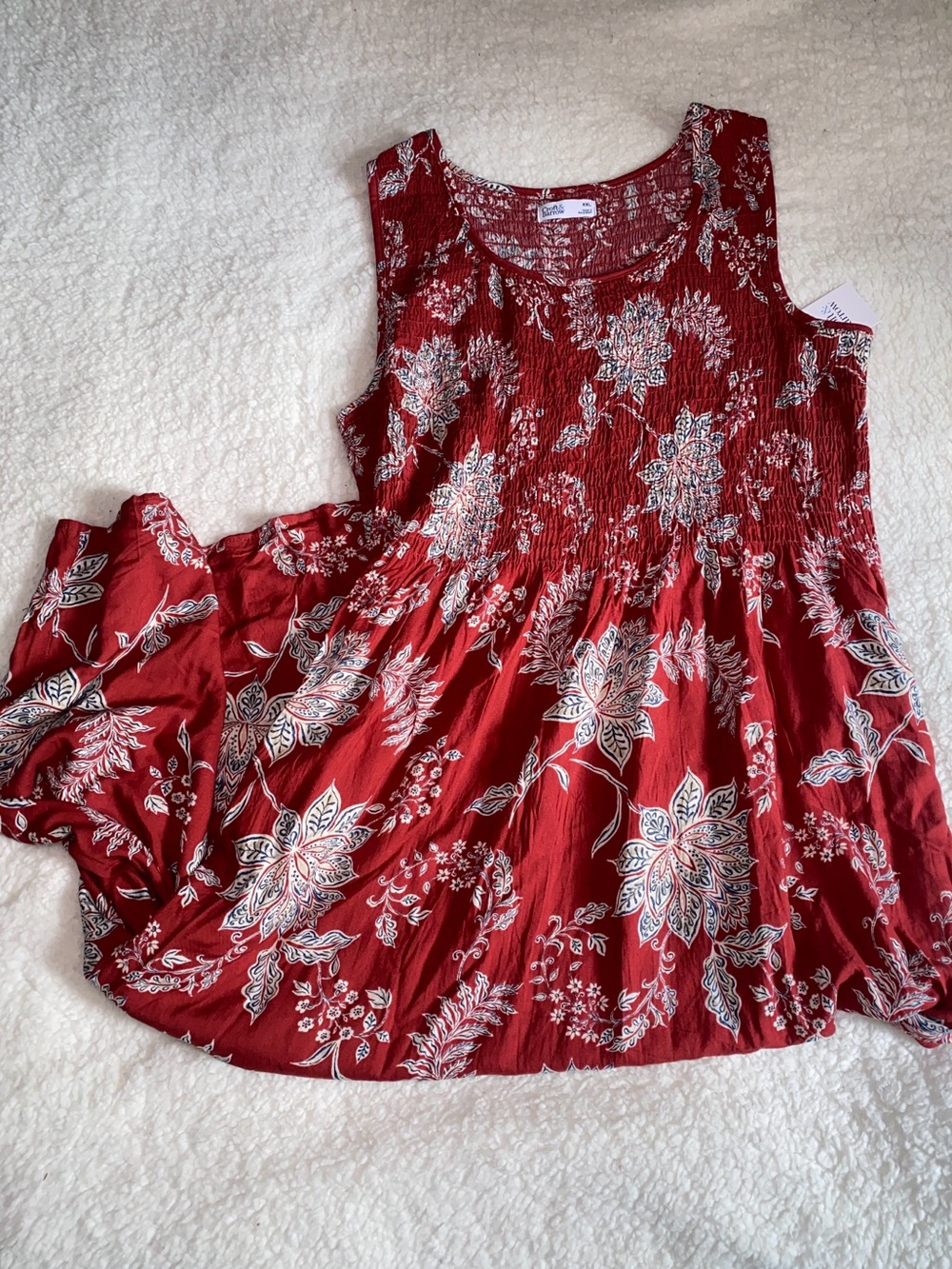 Sleeveless floral smock Dress
